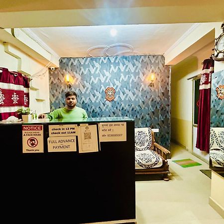 Sainik Guest House 500Mtr From Medanta Hospital لاكناو المظهر الخارجي الصورة