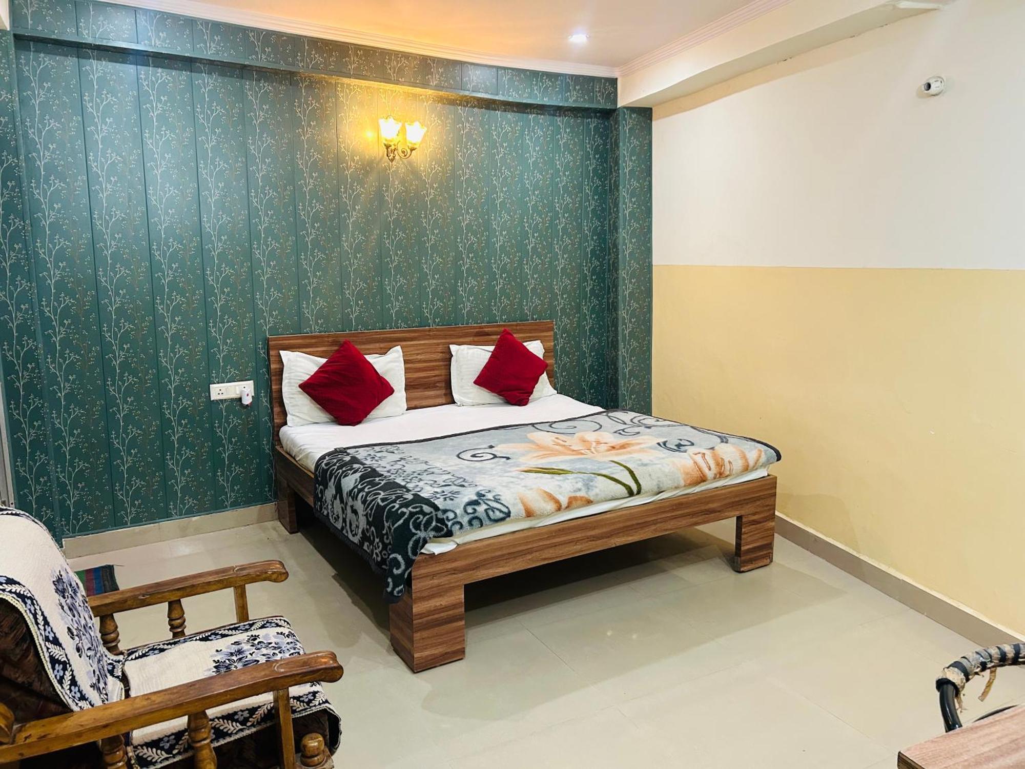 Sainik Guest House 500Mtr From Medanta Hospital لاكناو المظهر الخارجي الصورة